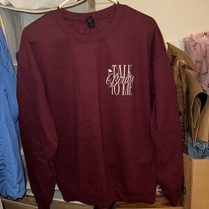GOLF - OVERSIZED GRAPHIC CREWNECK “talk birdie to me”